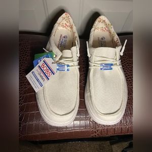 Sketchers Women's BOBS Skipper